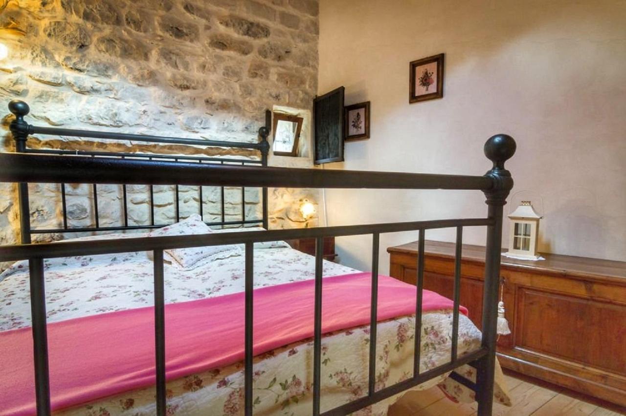 Lilibeth Houses - Charming & Lovely Views Шикли Экстерьер фото
