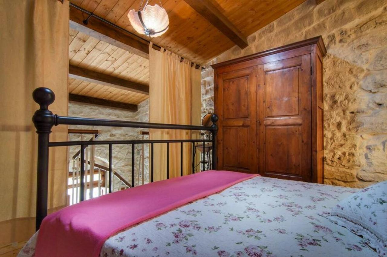 Lilibeth Houses - Charming & Lovely Views Шикли Экстерьер фото