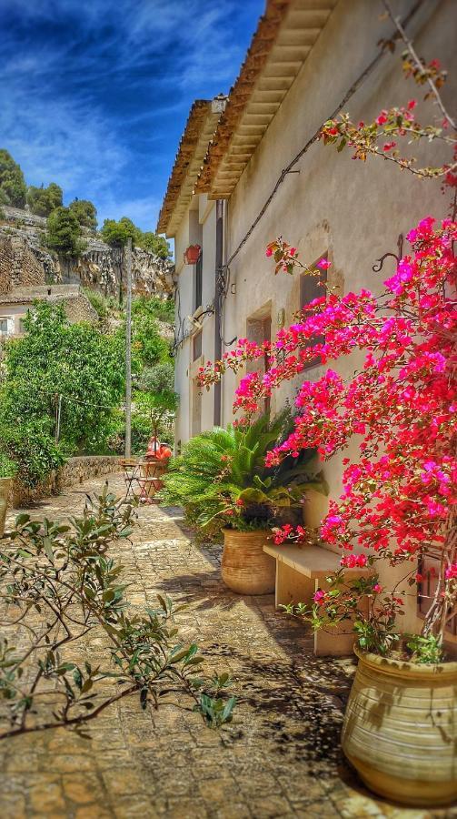 Lilibeth Houses - Charming & Lovely Views Шикли Экстерьер фото