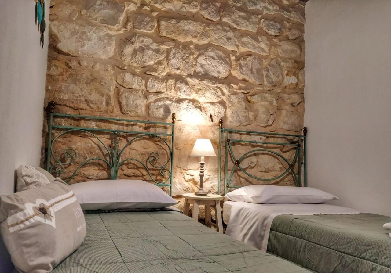 Lilibeth Houses - Charming & Lovely Views Шикли Экстерьер фото